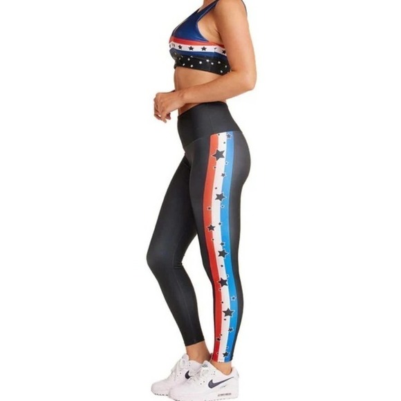 GOLDSHEEP Stars and Stripes Leggings Black Crop Workout Soft Made in USA Size M - Picture 1 of 8